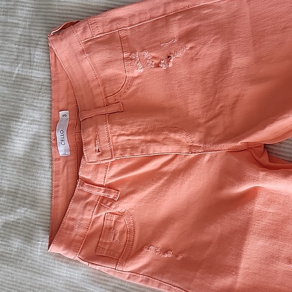 CELLO Jeans - Picture 5 of 8